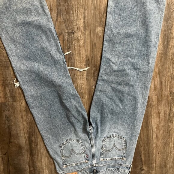 Levi's Superlow Wide Leg Jeans Size 28 X 31 - Picture 2 of 2